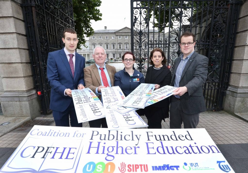 NO REPRO FEE 28/09/2016. The Coalition for Publicly Funded Higher Education to make recommendations in support of publicly funded education. The Coalition for Publicly Funded Higher Education, a group comprising of USI, SIPTU, IFUT, IMPACT and TUI hold a press conference in Buswells Hotel to make the case for publicly funded third level education, including how it would work, why it is vital for the future of the country and how publicly-funded third level education has worked in other countries. Pictured are (LtoR) Joe O'Connor, IMPACT lead organiser, Mick Jannings, IFUT General Secretary, Annie Hoey, USI President, Joanne Irwin President of the Teachers Union of Ireland and Dan O'Neill, Siptu, Compaign and Equality Dep. Photography: Sasko Lazarov/Photocall Ireland